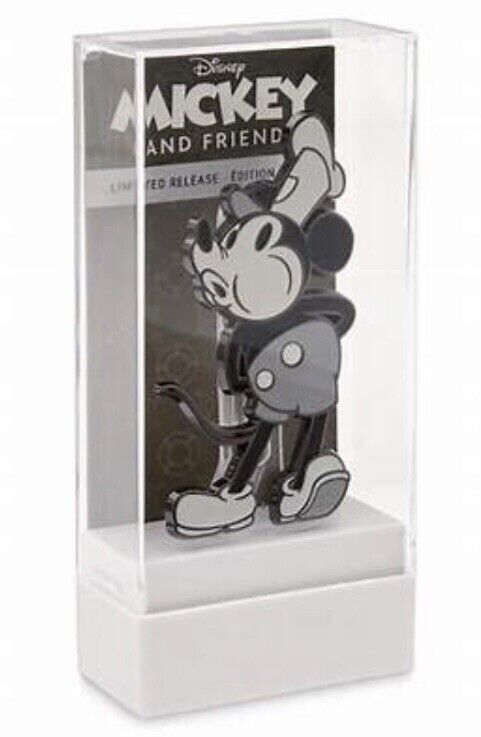 Mickey Steamboat FiGPiN #685